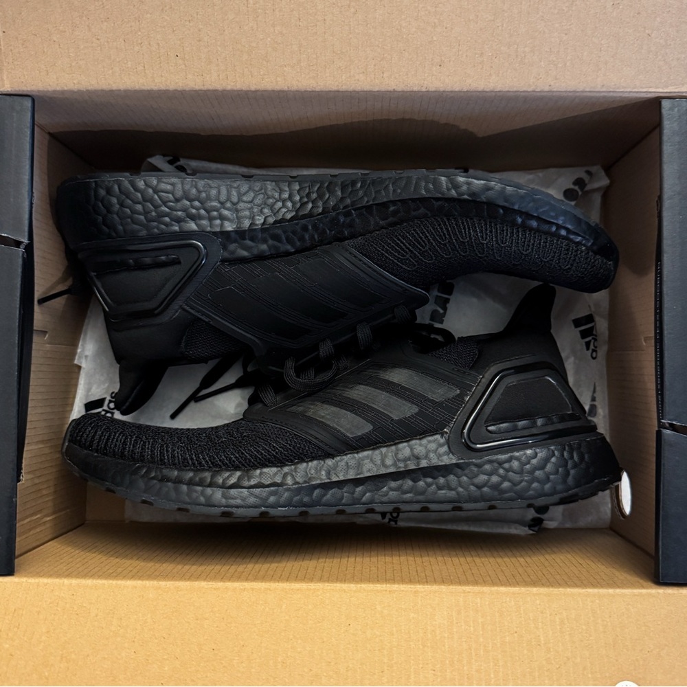 Adidas Ultraboost 20 Women’s Running Shoes – Size US 8.5